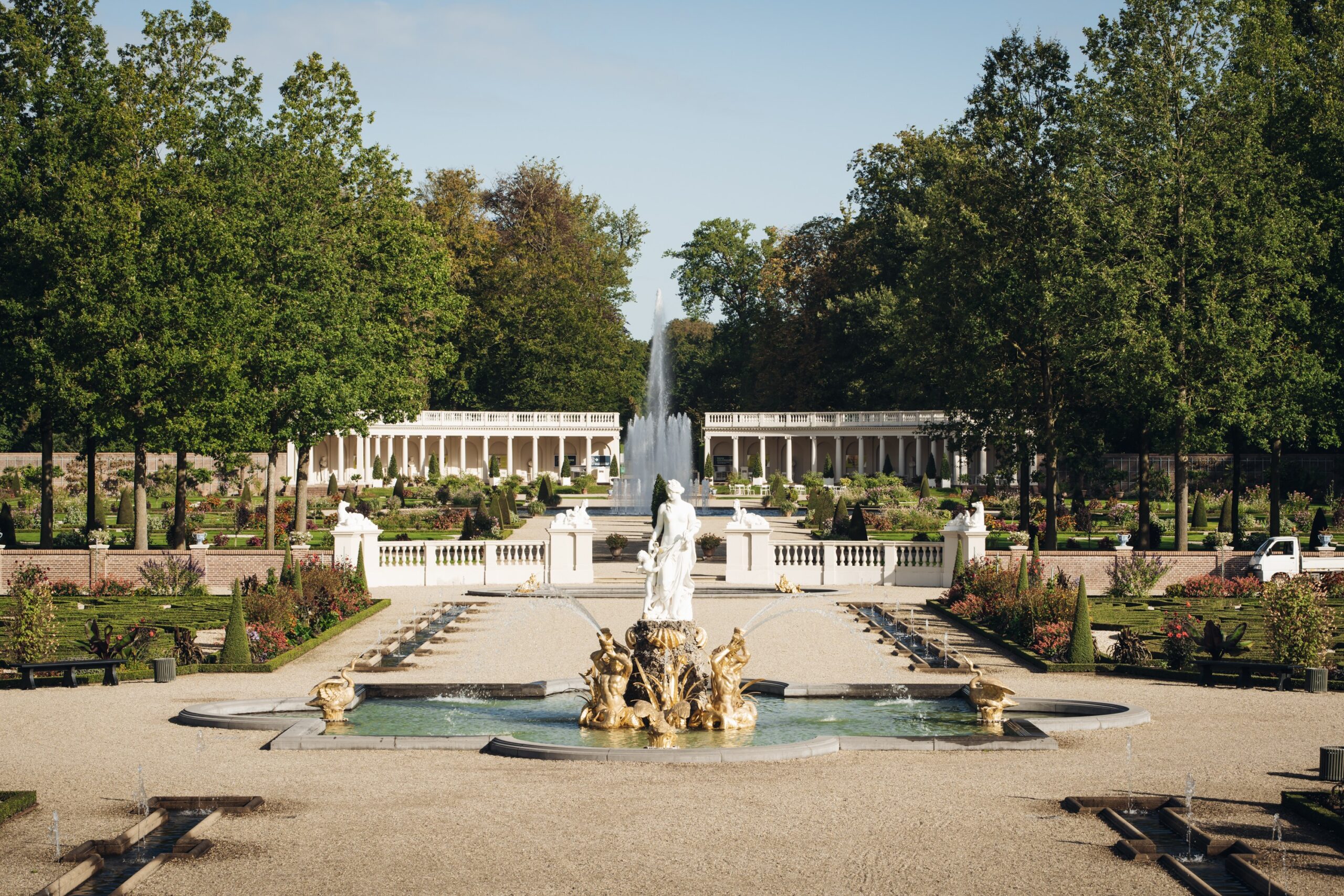 Fontein in de paleistuinen van Paleis Het Loo in Apeldoorn
