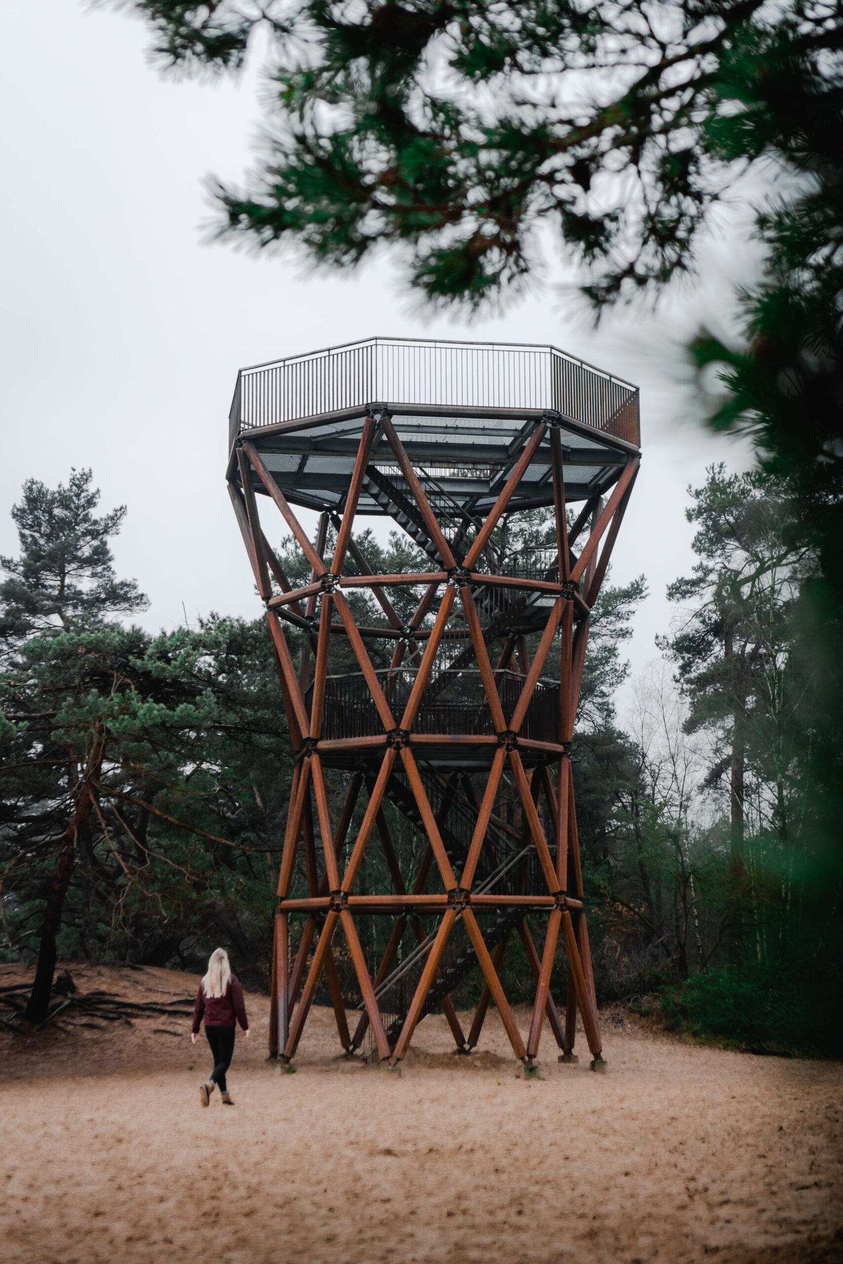 Uitkijktoren de Zandloper bij Kootwijk in Apeldoorn