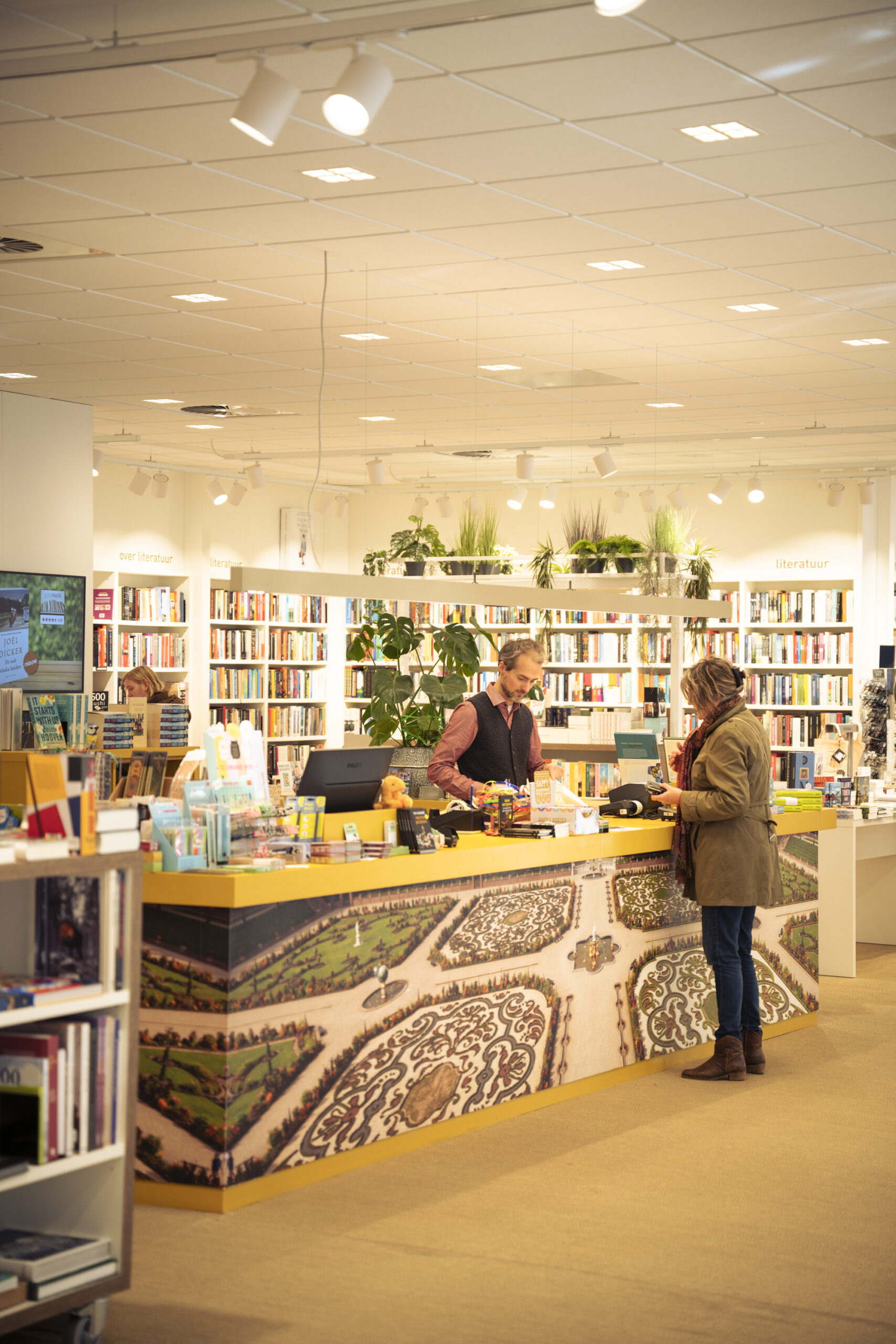 Boekhandel Broekhuis in de binnenstad van Apeldoorn