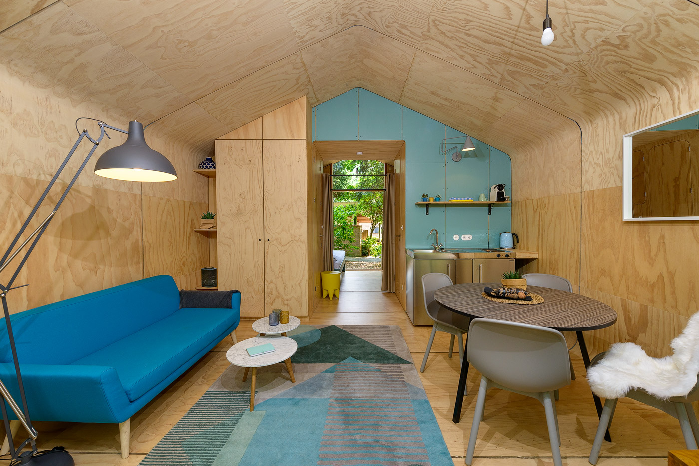 Bijzonder overnachten in een wikkelhouse bij Stayokay Apeldoorn